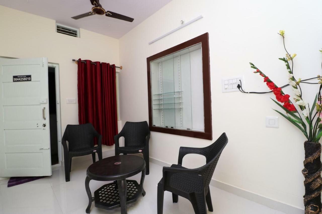 Chikmagalūr Wheel To Hills Stay Inn Service Apartments מראה חיצוני תמונה